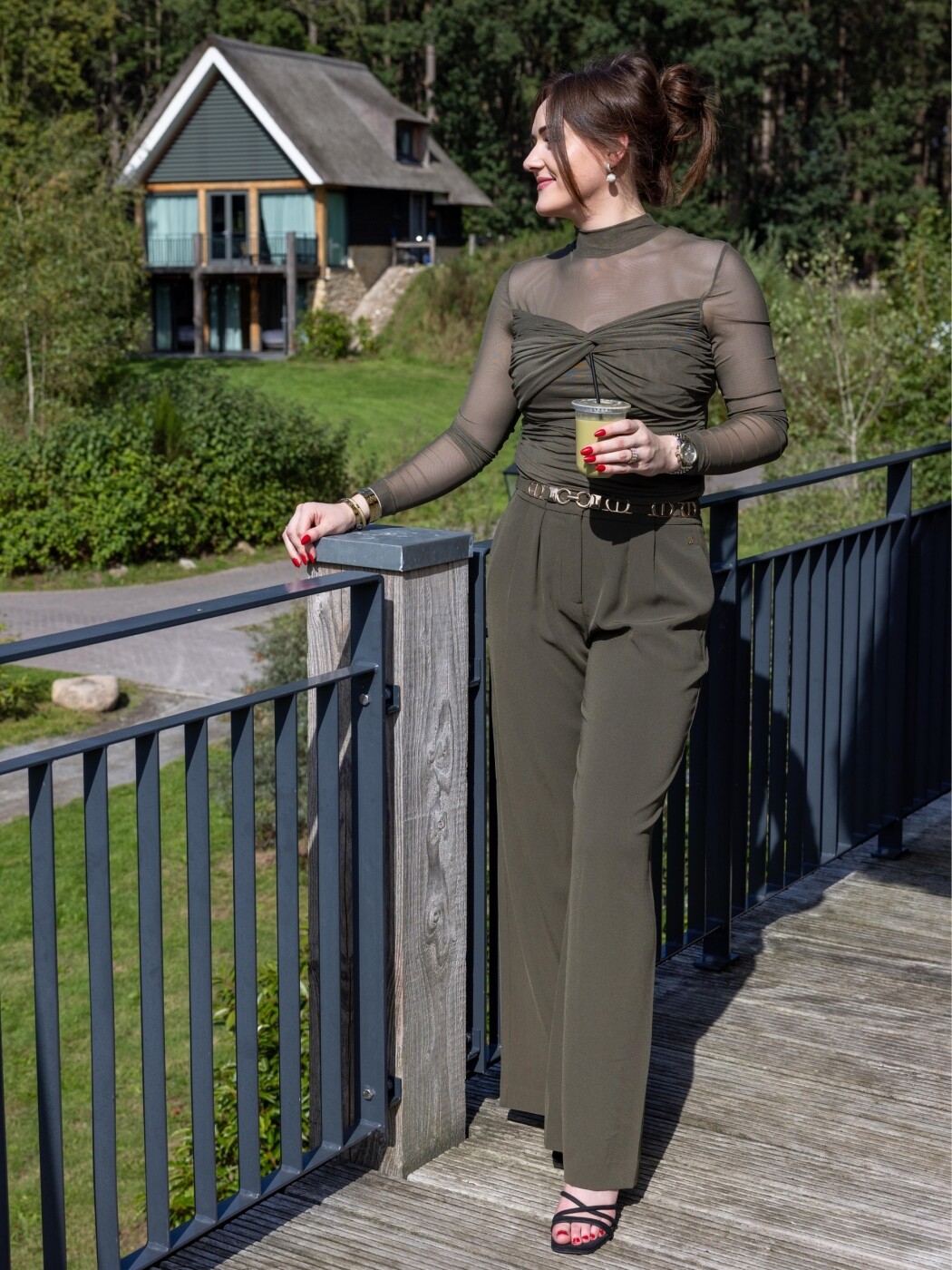 Chique groene feestoutfit voor dames van Nikkie 🫶🏻 %lookbooks.TITEL%