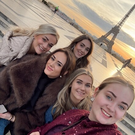 Kleding voor een citytrip: stijlvol een stad ontdekken