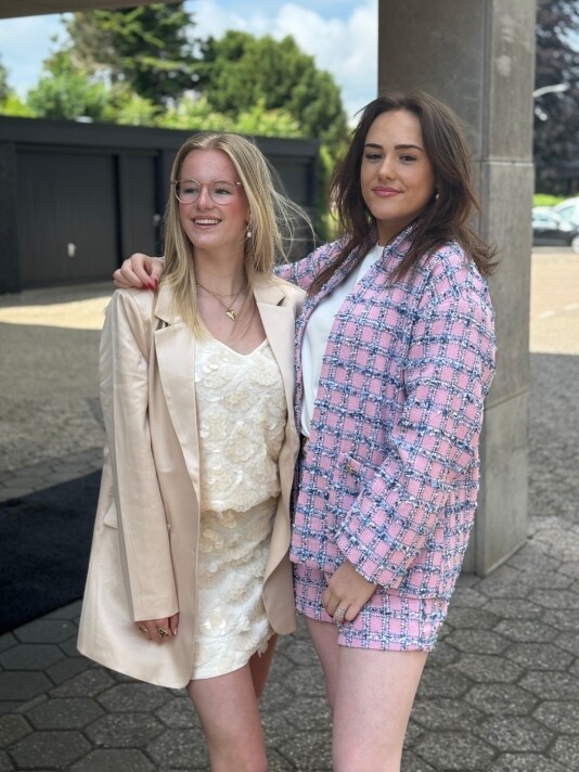 %lookbooks.TITEL%
