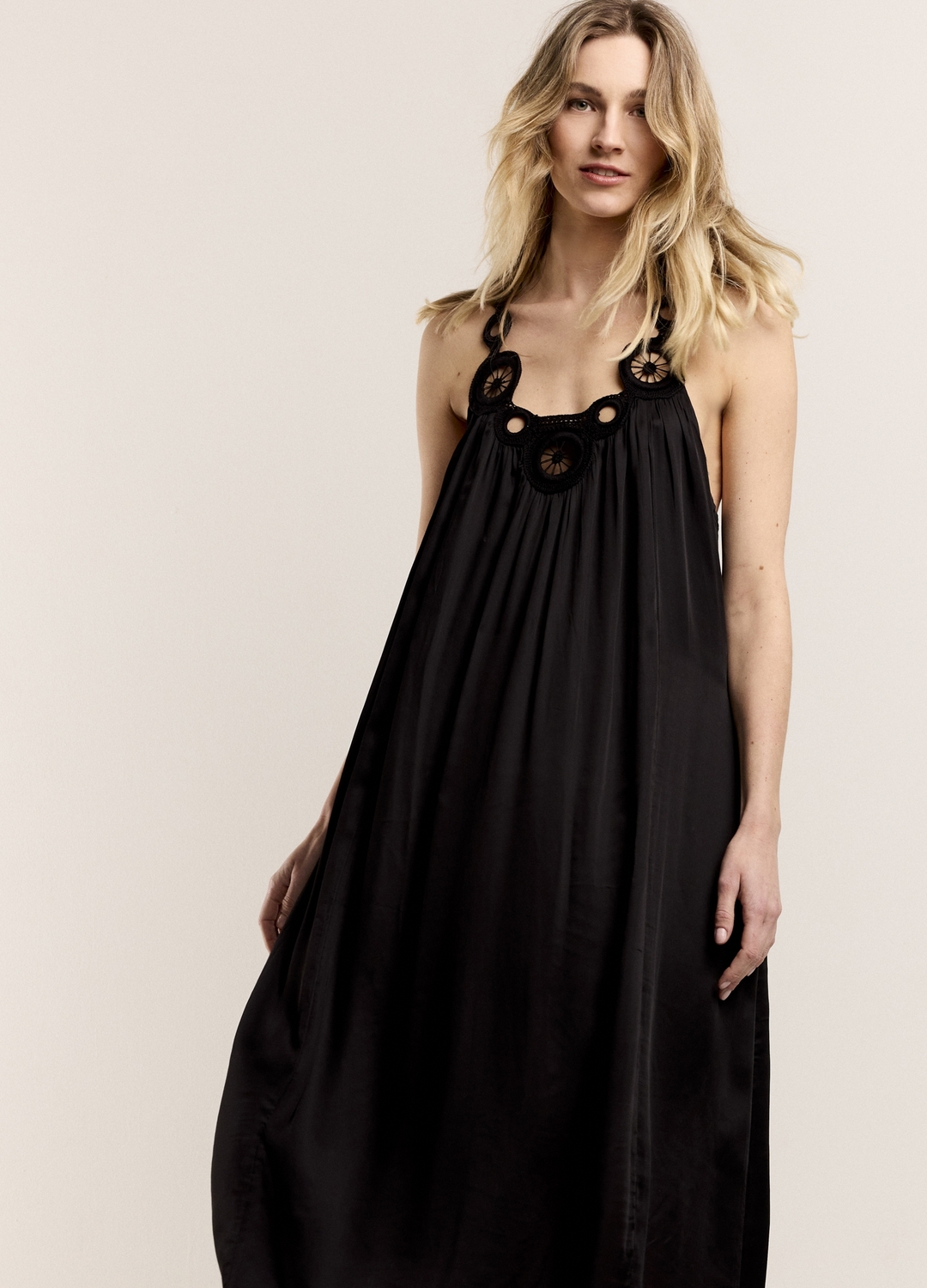 Summum Woman Dress Solid Satin 990 Black Westen Mode sinds 1881