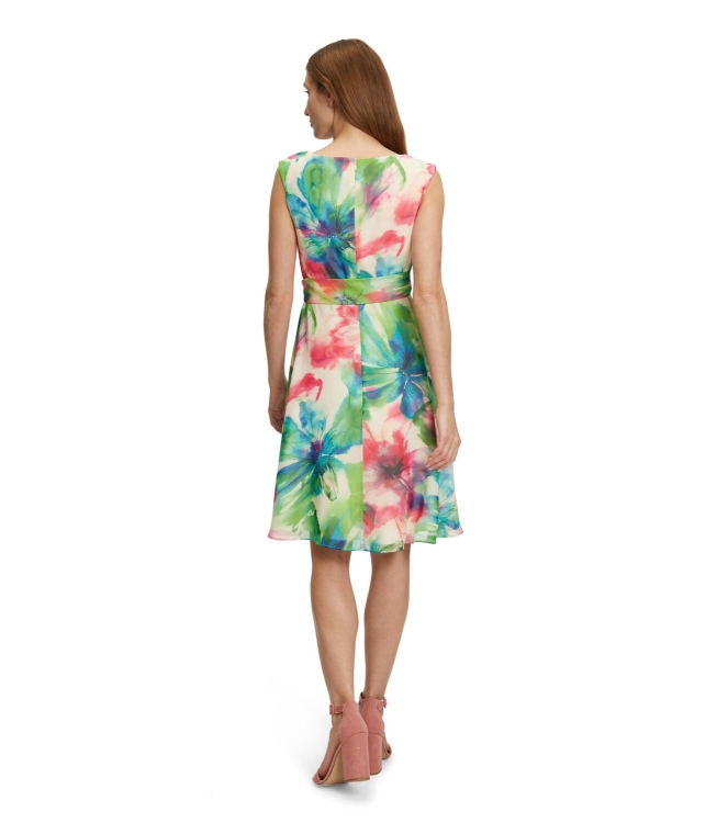 Vera Mont Kleid Kurz ohne Arm 5847