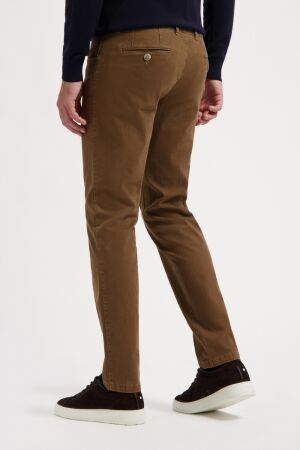 Com4 Swing Front Collection 251 beige