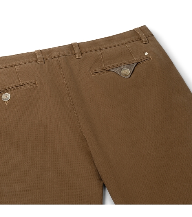 Com4 Swing Front Collection 251 beige