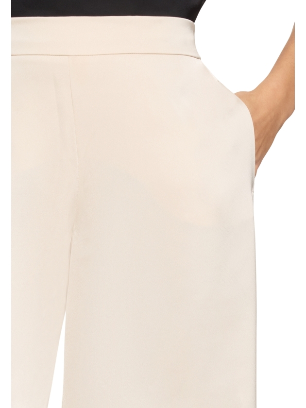 Vera Mont Hose 1085 Champane sorbet