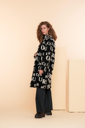 Geisha Padded coat with letters 999 Black