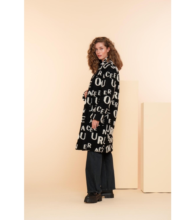 Geisha Padded coat with letters 999 Black