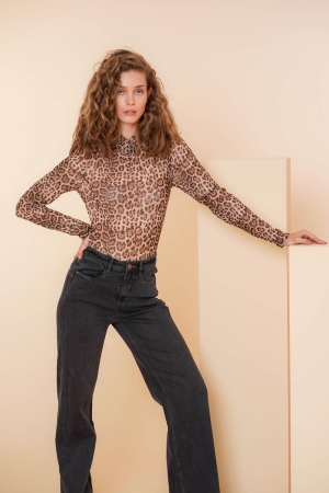 Geisha Top with col 999 Black/sand