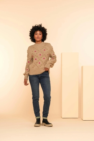 Geisha Pull  dot & flower 720 Sand/cyclaam