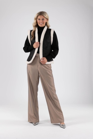 NUKUS Elise Gilet 89 black/offwhite