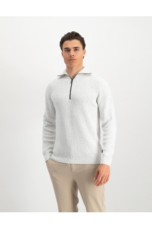 Saint Steve KEN 10000 white