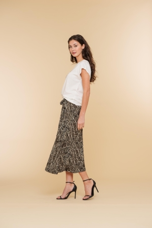 Geisha Skirt long with strap AOP Off white