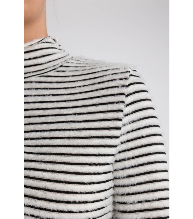 NUKUS Herning Top Stripe 114 offwhite/black