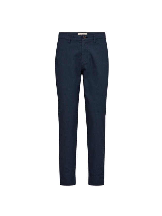 Freequent Ankle pant Vintage indigo w.navy blazer