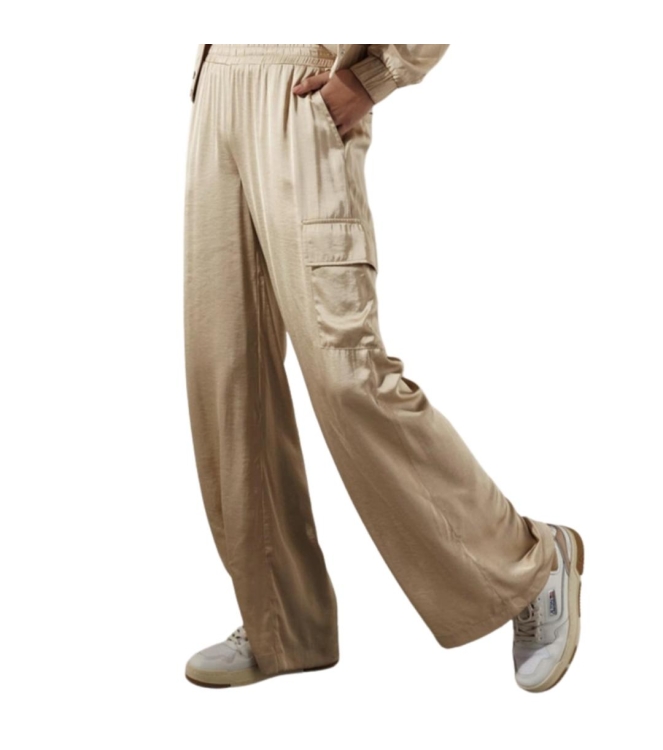 Tramontana Hammered-Satin Trousers 002000 Sand
