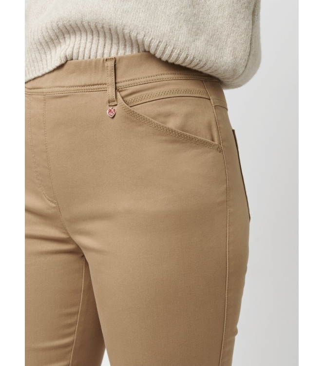 Relaxed by Toni Alice 750 Taupe
