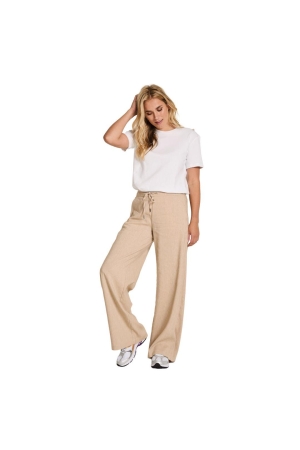 Parami Clo? (City) - Flowy Linen - 229 - A Almond