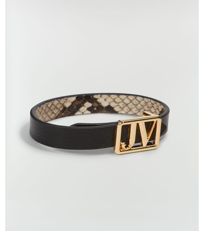 Josh V MAAIKE 015 snake