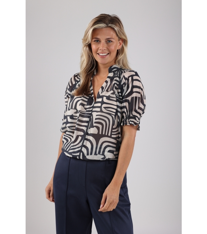 NUKUS Carolina Top 219 offwhite/navy