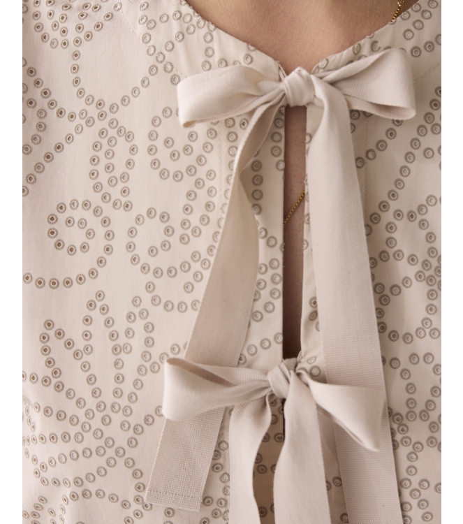 Summum Woman Top laser cut dots 707 Sesame