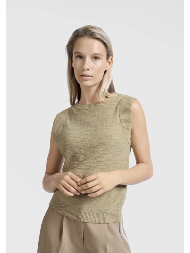 Yaya Textured sleeveless sweater 99980 Soft green