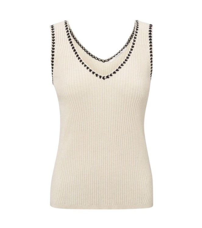 Yaya Rib tanktop with fun detail at 20908 Summer sand