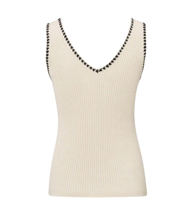 Yaya Rib tanktop with fun detail at 20908 Summer sand