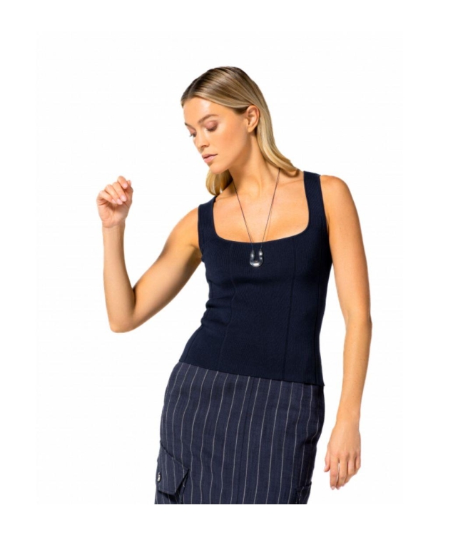 Caroline Biss Top 21 Navy