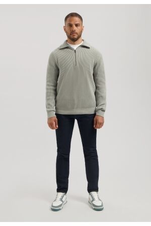 Dstrezzed Josiah Skipper 831 Ghost grey