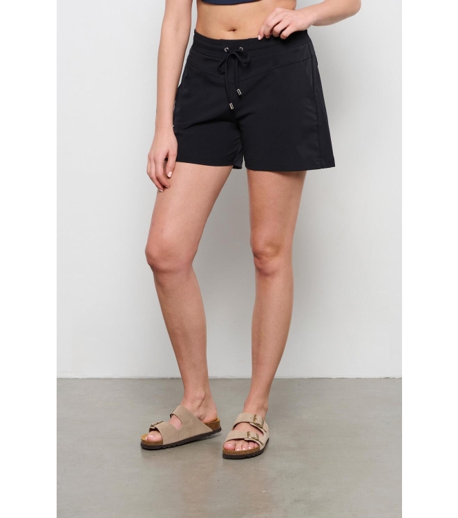 Co Woman PENNY SHORT TRAVEL 44050 a-black