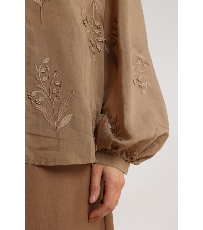 NUKUS Jolies Blouse Embroidery 64 camel