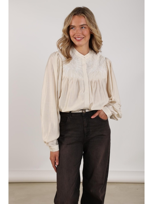 NUKUS Julia Blouse 17 off white