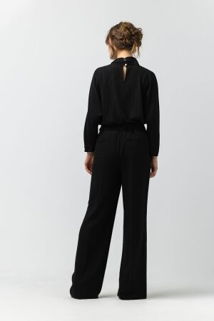 Label Dot Malin 900 zwart