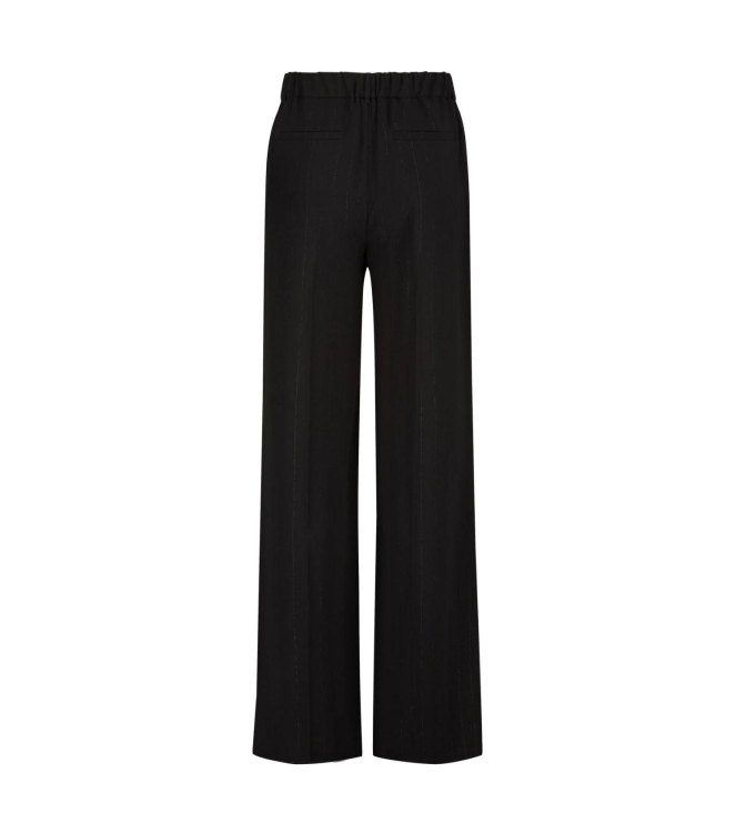 Label Dot Remy 900 zwart