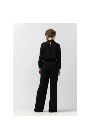 Label Dot Remy 900 zwart