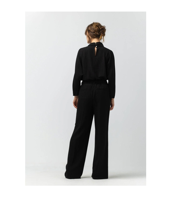 Label Dot Remy 900 zwart