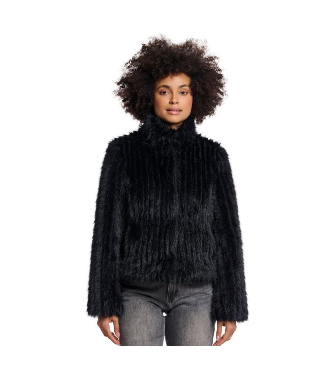 Rino en Pelle Jacket with closure 9900 black