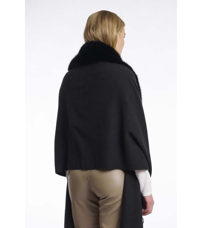 Rino en Pelle Cape with fur details 9900 black