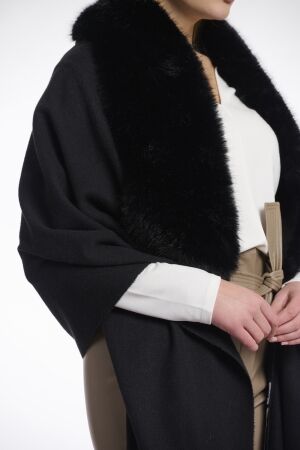 Rino en Pelle Cape with fur details 9900 black