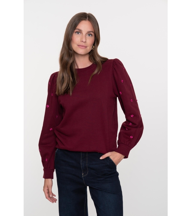 Geisha Sweater with pearls