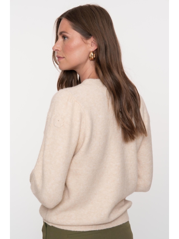 Geisha Pullover flowers 720 Sand