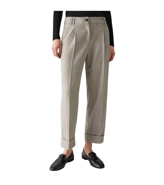Opus Meeri herringbone 2088 Macadamia