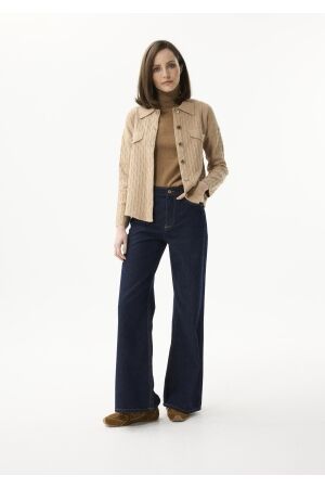 Leo en Ugo Top Beige