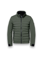 District WORLD 640 shadow green