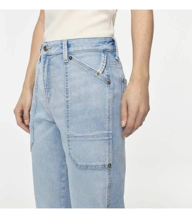 MAC IOWA D246 High low bleached