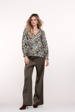 Geisha Blouse flowers 000300 Lilac