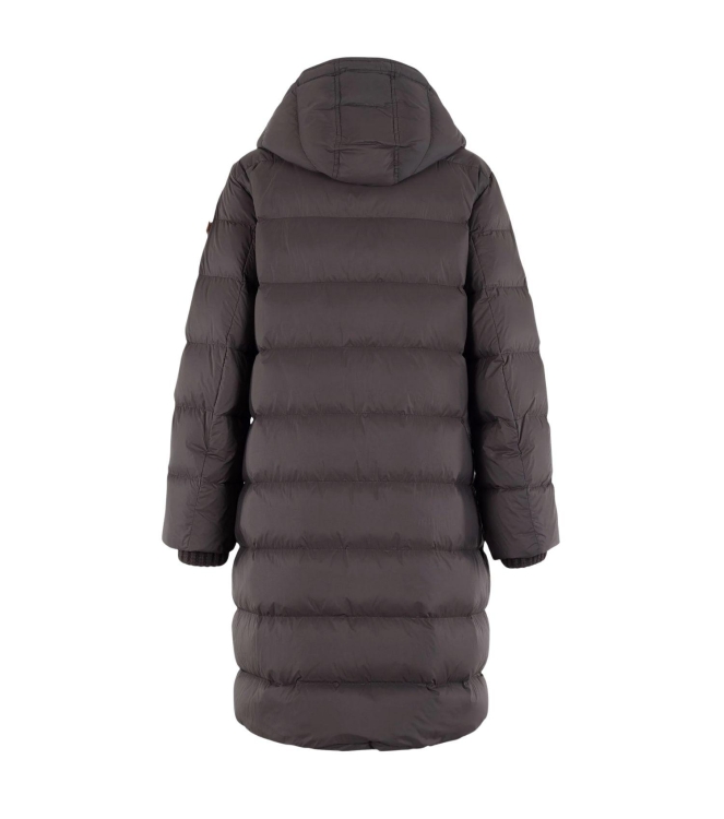 Moscow 12-08-BrandyLong 400-1 Dark brown solid