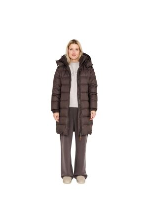 Moscow 12-08-BrandyLong 400-1 Dark brown solid