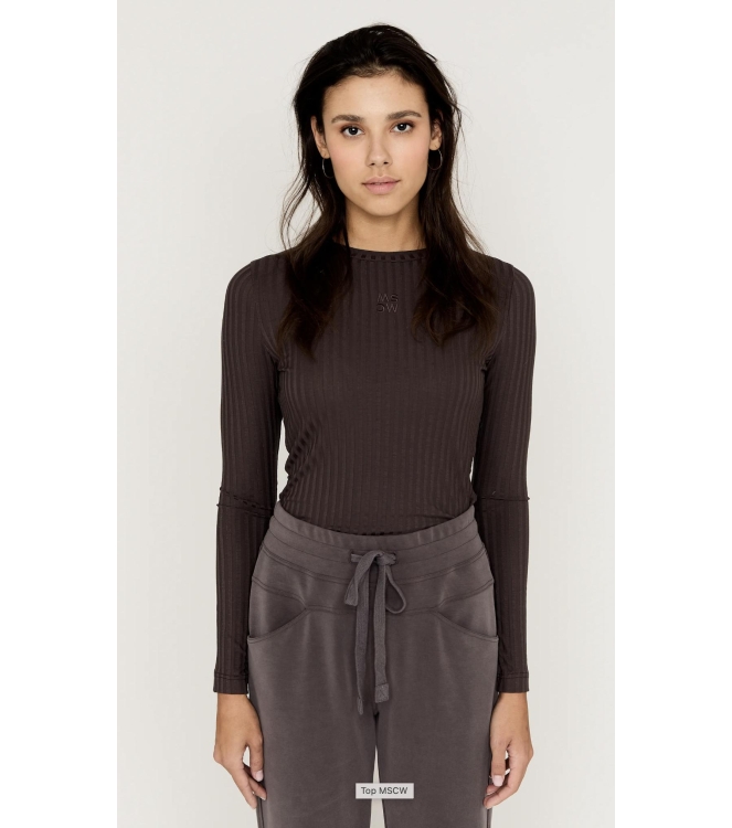 Moscow 53-04-Top 400-1 Dark brown solid