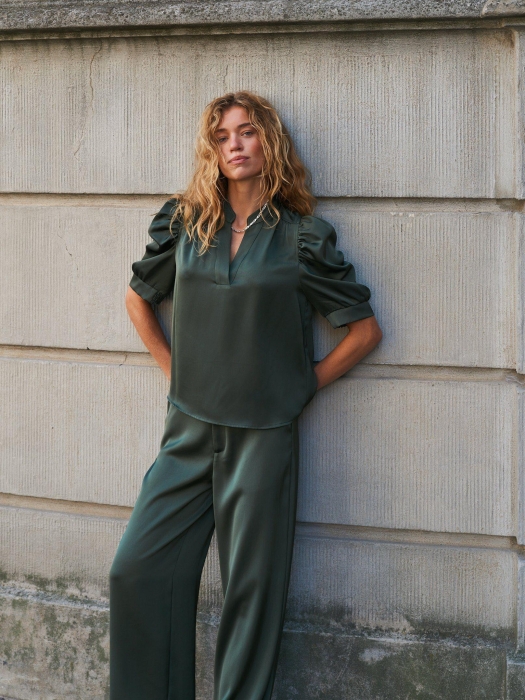 Neo Noir Roella heavy sateen blouse 591 Deep green
