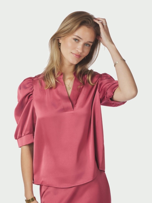 Neo Noir Roella heavy sateen blouse 430 Cherry pink